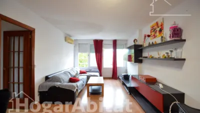 Flat on Calle del Pintor Antonio Amorós photo 2