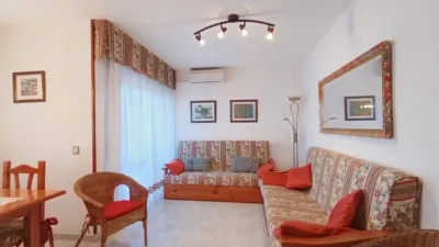 Apartment on Carrer de l'Empordà photo 3
