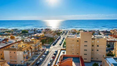 Piso – Torrevieja - Vista 2