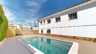 Chalet on Calle Rio Turia photo 7