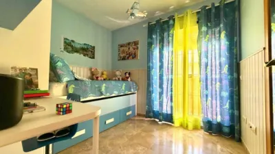 Terraced House in Hipercor Area photo 17