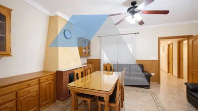 Ground floor flat in the South photo 22