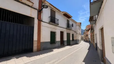 House on Calle Real photo 3