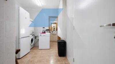 Ground floor flat in the South photo 28