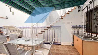 Ground floor flat in the South photo 36