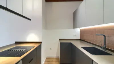 Apartment on Calle del Convento de Jerusalén photo 8
