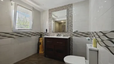 Chalet in Los Almendros-La Florida photo 25