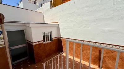 Terraced house on Calle de Uruguay photo 14