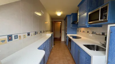 Piso – O Milladoiro, Seidón - Más