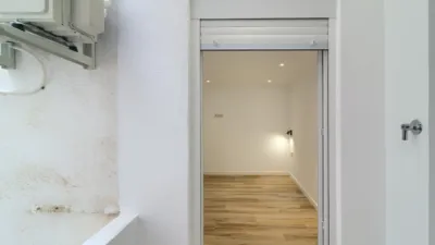 Apartment on Carrer de Higinio Noja 'Professor' photo 39