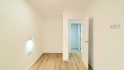 Apartment on Carrer de Higinio Noja 'Professor' photo 26