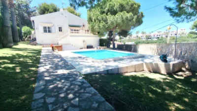 Casa – Orihuela, Urbanización La Regia, Urbanización La Zenia II - Més