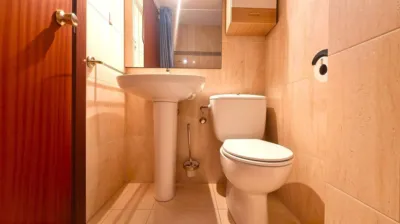 Apartment on Carrer de Miami photo 20