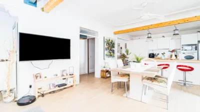 Flat on Carrer de Prat de la Riba photo 5