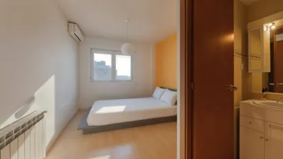 Apartment on Carrer de Miami photo 9
