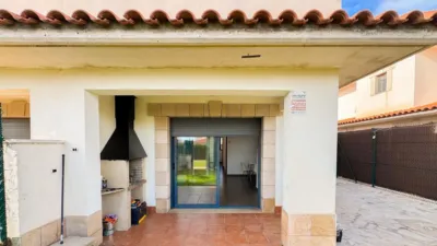 Chalet on Carrer del Migjorn photo 10