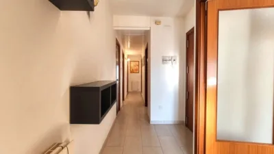 Apartment on Carrer de Miami photo 12