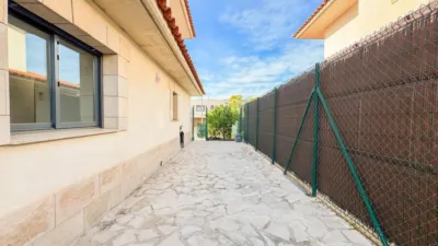 Chalet on Carrer del Migjorn photo 40
