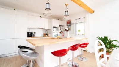 Flat on Carrer de Prat de la Riba photo 2