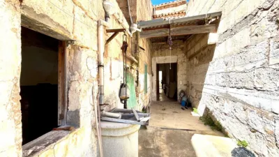House on Calle J. Monjo March photo 2