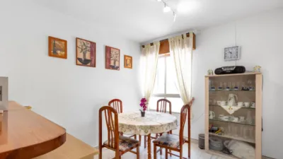 Bungalow on Arquitecto Larramendi Street photo 17