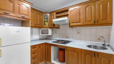Bungalow on Arquitecto Larramendi Street photo 21