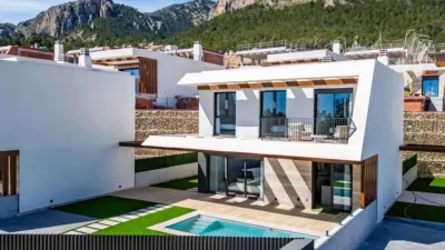 Chalet on Calle Polop photo 32
