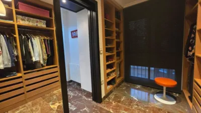 Apartment on Poeta Miguel Hernandez Street photo 25