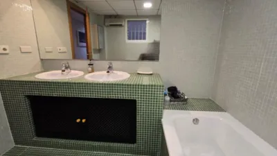 Apartment on Poeta Miguel Hernandez Street photo 43