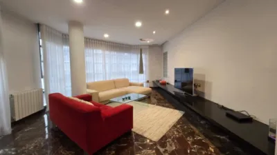 Apartment on Poeta Miguel Hernandez Street photo 5