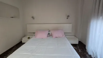 Apartment on Poeta Miguel Hernandez Street photo 28