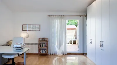 House on Carrer de Po Robert photo 57