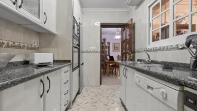 Apartment on Calle Cándido Nocedal photo 20