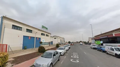 Nave industrial en venta en Calle Berlin - Vista 3