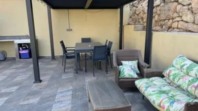 Chalet on Carrer de Barcelona photo 4