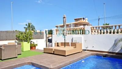 Chalet on Calle de la Góndola photo 4
