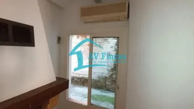 Flat on Carrer del Riu photo 15