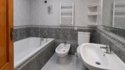 Apartment on Carrer de la Milana photo 16
