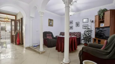 Apartment on Calle Cándido Nocedal photo 9
