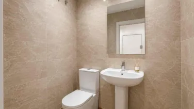 Apartment on Calle del Pintor Marià Carbonell Llopis photo 19