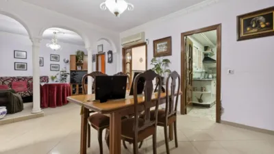 Apartment on Calle Cándido Nocedal photo 12