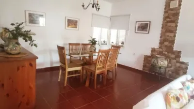 House in the Centre photo 28