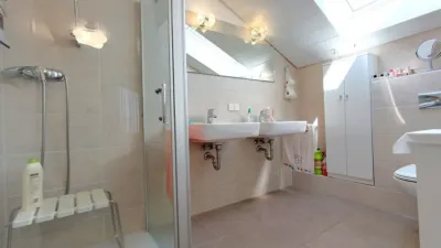 Semi-detached house in Larrabasterra photo 20
