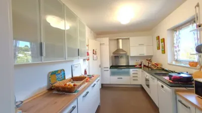 Semi-detached house in Larrabasterra photo 6