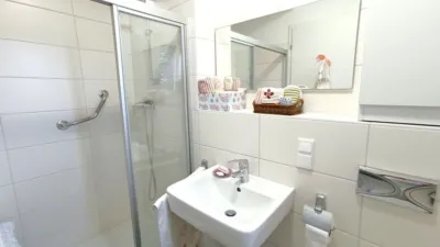 Semi-detached house in Larrabasterra photo 10