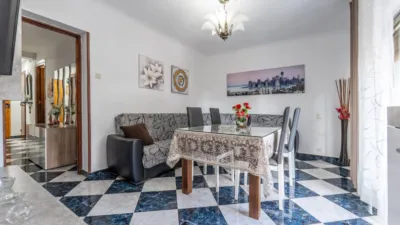 Apartment on Navarra Street photo 32
