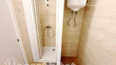 Flat on Carrer de Higinio Noja 'Professor' photo 21