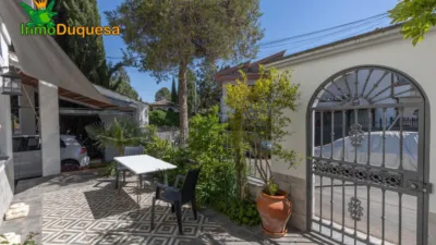 Chalet in Urb. Parque de Cubillas photo 12