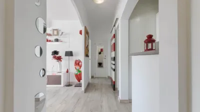 Apartment on L'amiral Frederico Gravina Street photo 13