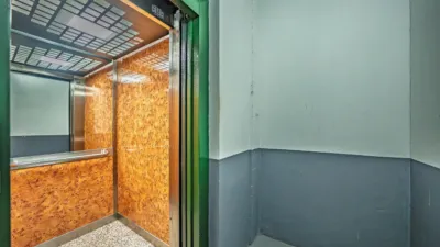 Penthouse on Calle de José Llopis Díez photo 35